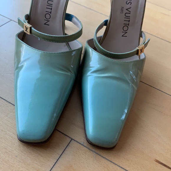 Gorgeous vintage LV . - Picture 3 of 10